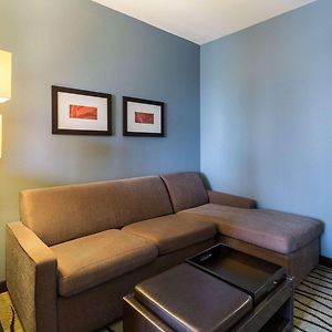 King Suite Disability Access or Non-Smoking